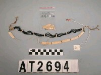 藏品(貝片珠串頸飾)的圖片